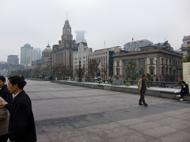 China-Shanghai-Pudong-Bund-Fog - The bund