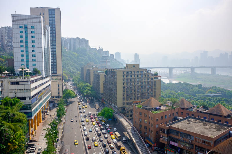 The great loop of China - April 2018 - In what is becoming a regular Chongqing event, I walked past the end of a building and suddenly realised how high up I was. Before now I had no idea I