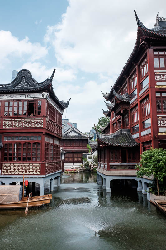 The great loop of China - April 2018 - These are tea houses, but they are still outside the pay area that is the actual old garden.