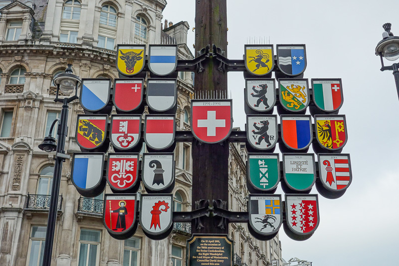 England-London-Buckingham Palace - Then I discovered that Switzerland owns this part of London as of some time in the 1990's. These are the crests representing each region of Switzerlan