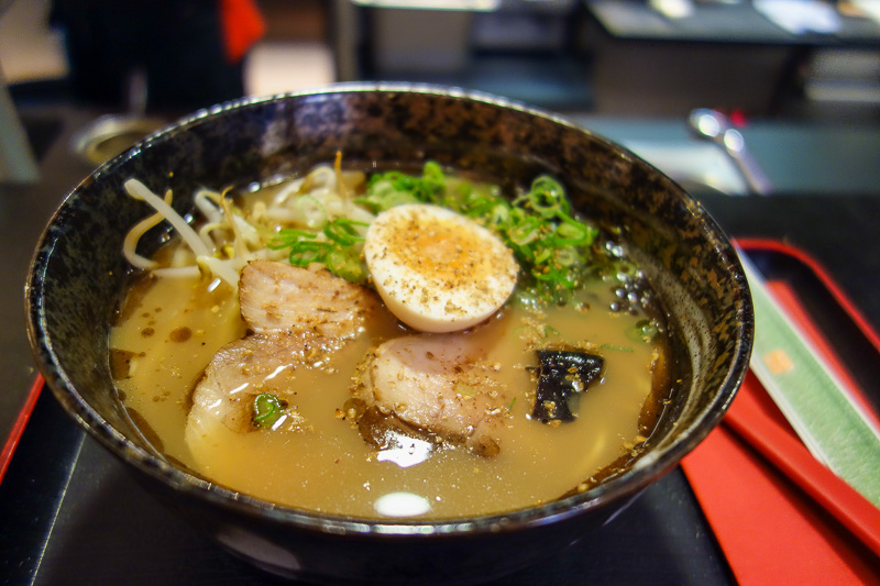 London / Germany / Austria - Work & Holiday - May and June 2016 - The store I choos to browser had excellent Ramen. I noticed Japanese chefs and all Japanese customers. Very happy with my choice. Now I have work to d