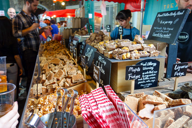 England-London-Tower Bridge-Burrough Market - Back in the market I decided to try some fudge.