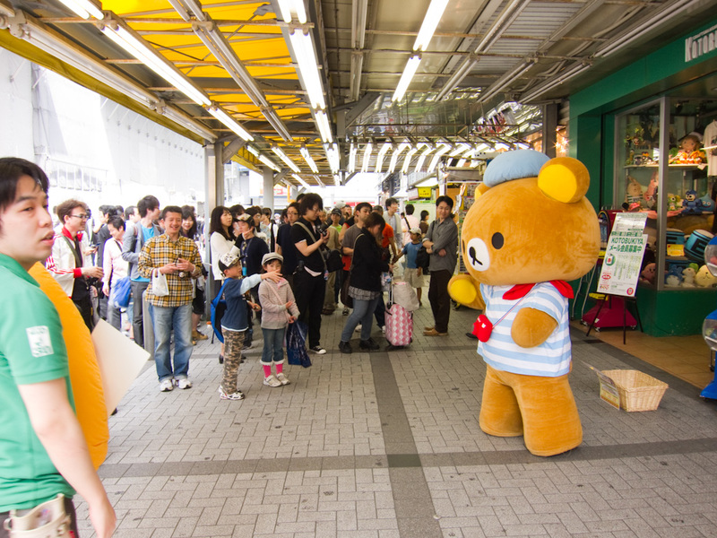 Japan-Tokyo-Akihabara-Ueno - The pedo bear turned up and japanese people started going crazy with cameras. I wasnt sure what was more ridiculous so I moved around where I could ca