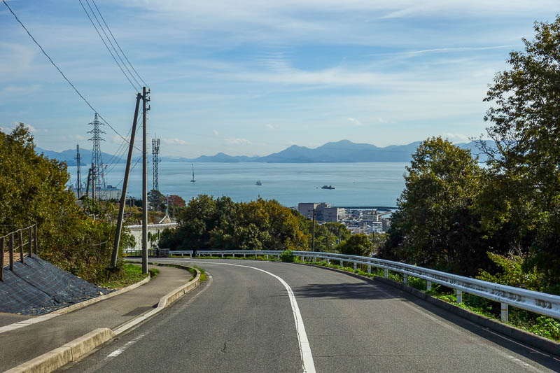 Japan 2015 - Tokyo - Nagoya - Hiroshima - Shimonoseki - Fukuoka - I was never sure where I was going, this road went up hill in the direction of the mountain peak, according to Google. The view was already good but I