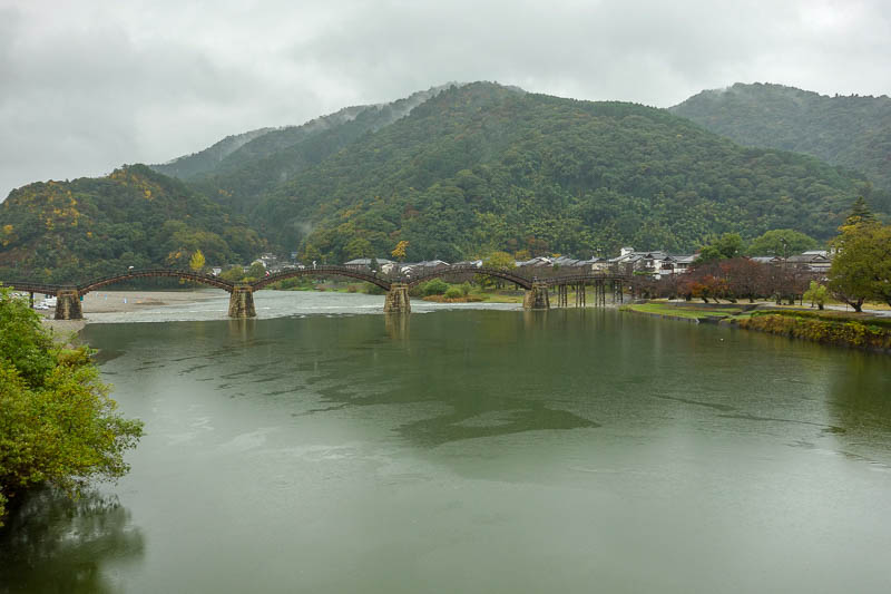 Japan-Iwakuni-Bridge-Rain-Hiking - Instead of paying to walk over, I walked a couple of hundred metres upstream to the next bridge which had no fee to cross. Captain tightarse reporting