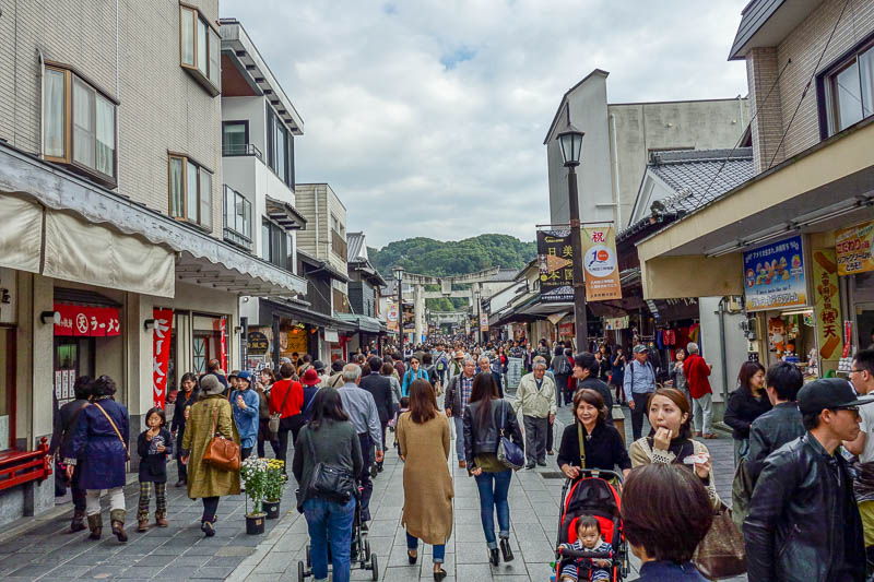 Japan 2015 - Tokyo - Nagoya - Hiroshima - Shimonoseki - Fukuoka - Back where I started and the shopping street is now a hive of activity.