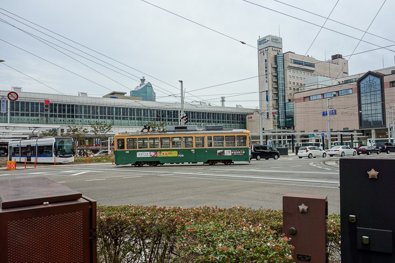 Japan-Nagano-Toyama-Shinkansen - Toyama also has some old rickety trams.