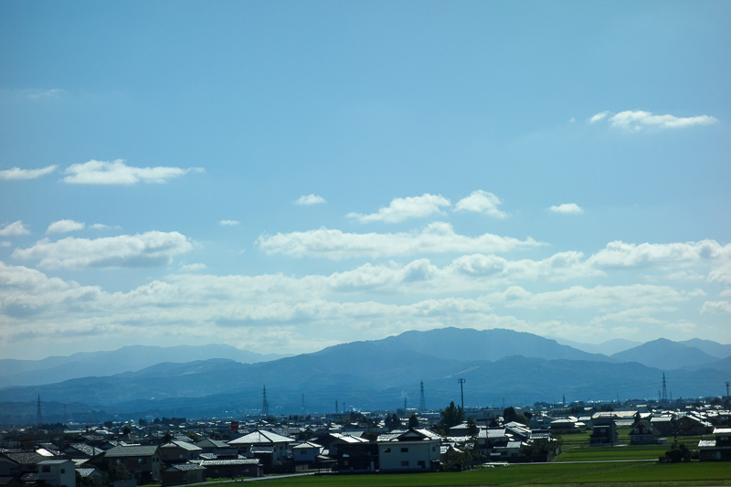 Visiting 9 cities in Japan - Oct and Nov 2016 - View from the bullet train!