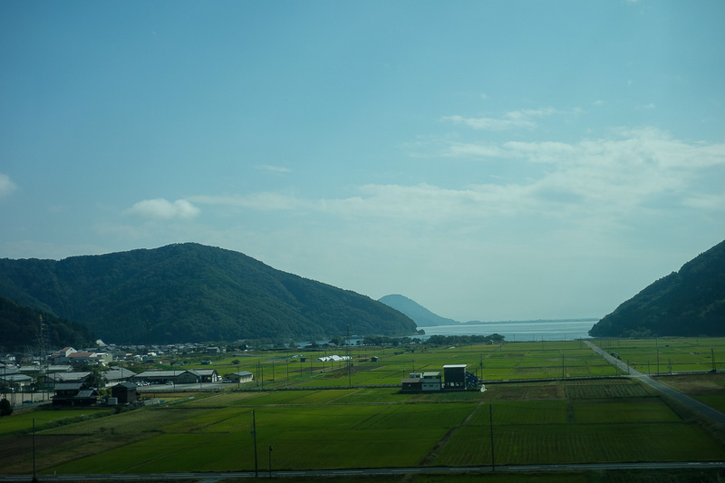Visiting 9 cities in Japan - Oct and Nov 2016 - Heres the lake, a tiny bit of it. The lake is enormous, looks like the ocean, except for the vast majority of the journey you cant see it due to smog!