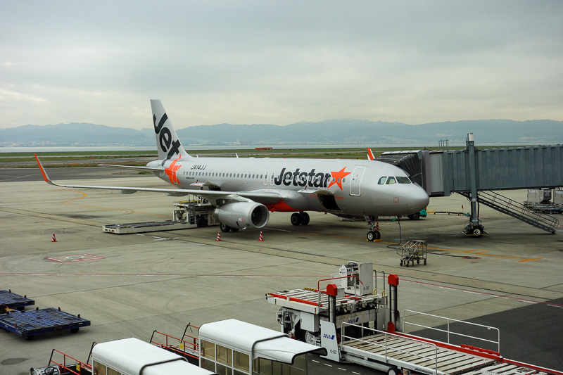 Japan-Osaka-Sapporo-Kansai-Chitose - My plane, A320, quiet.