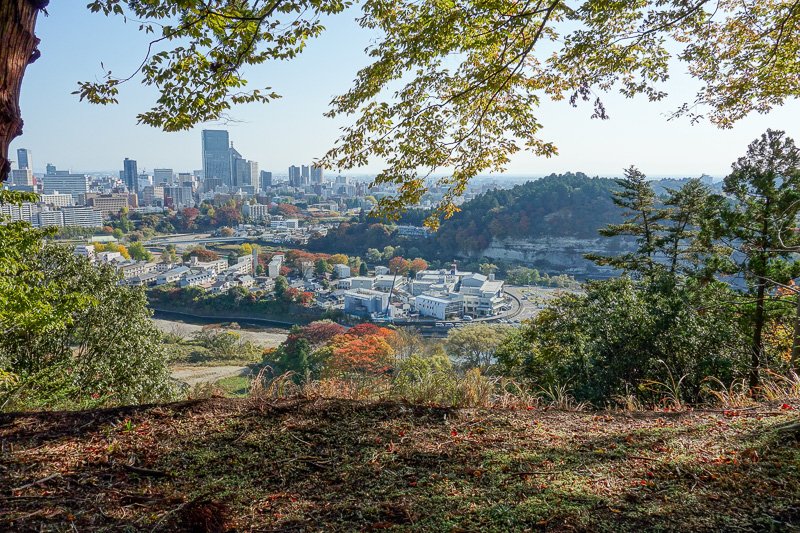 Visiting 9 cities in Japan - Oct and Nov 2016 - Wander around the grounds a bit and make yourself late and you can find this view. I declare it, PHOTO OF THE DAY.
