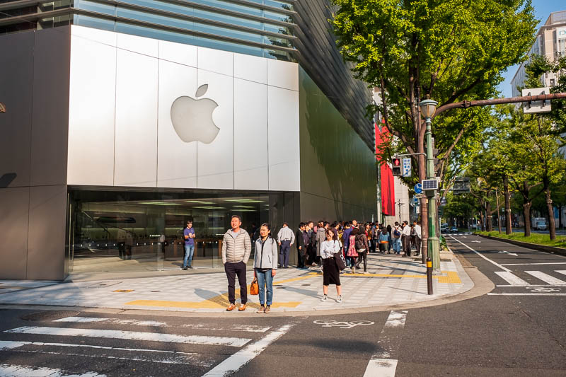 Back to Japan for even more - Oct and Nov 2017 - There is also a line at the apple store, even though the new facial recognition failure device thats secretly storing your boob pics was released in J