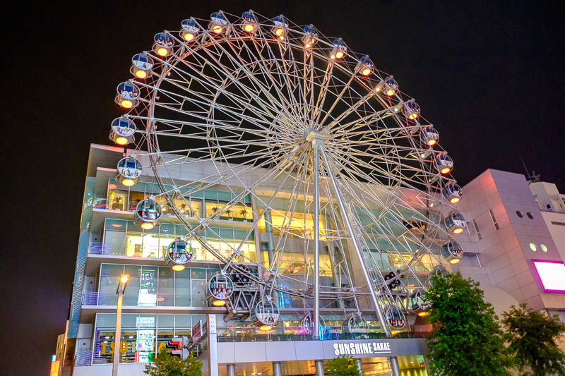Back to Japan for even more - Oct and Nov 2017 - Pictures will be quite boring, and there wont be many because I was tired, and I have taken all of these photos before. Here is the ferris wheel on th
