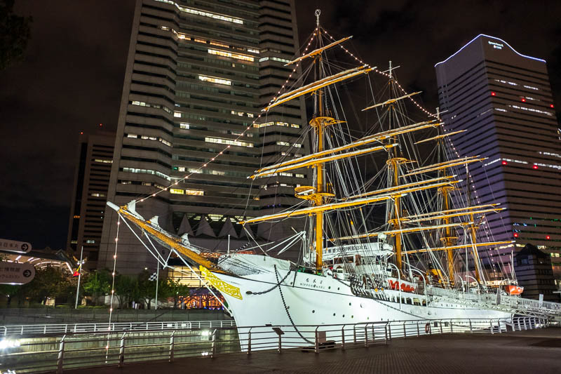 Japan-Yokohama-Shopping Street-Mall-Food - And heres a giant whaling ship in the harbour, unloading its tasty tasty catch.