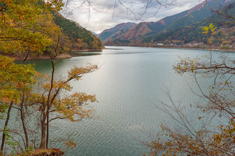 Of course I am back in Japan yet again - Oct and Nov 2018 - There were plenty of spots to stop and take a photo of the lake.