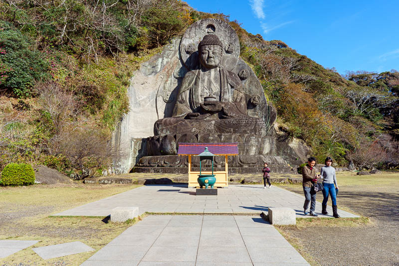 Of course I am back in Japan yet again - Oct and Nov 2018 - OK, this is the official big Buddha, giant Buddha, whatever you want to call him. This is the main attraction of the park, which has a 600 yen entry f