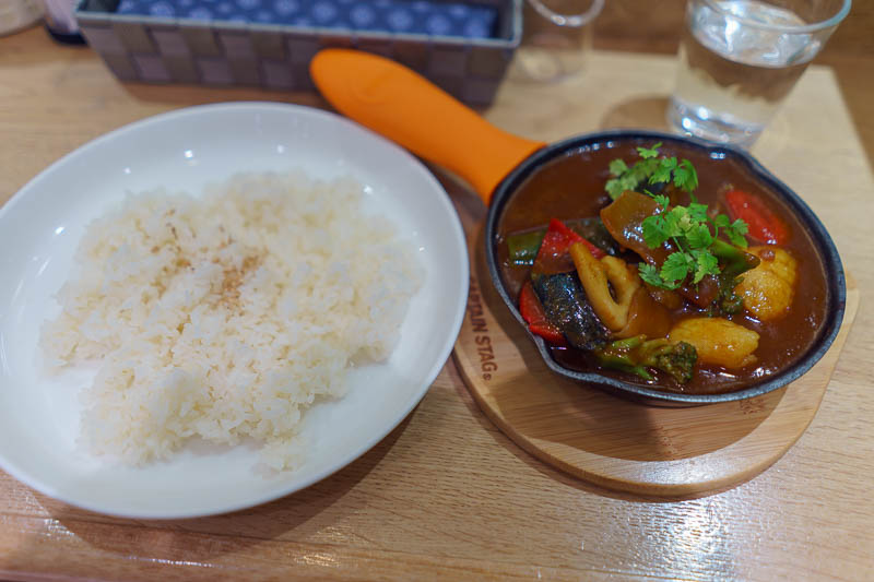 Japan-Okinawa-Naha-Food - Instead, I went and had my vegetarian curry thing, for only 650 yen! I was very satisfied because it was cheap. This was in the basement of a departme
