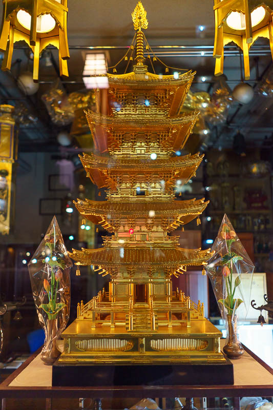 Japan-Tokyo-Asakusa - Here is the famous 1/50th scale model golden shrine. Japanse children do not build models of ships or racing cars, they build model shrines. Some asse
