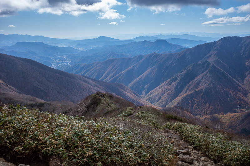 Japan-Hiking-Mount Tanigawa-Doai Station - Another look down the valley.