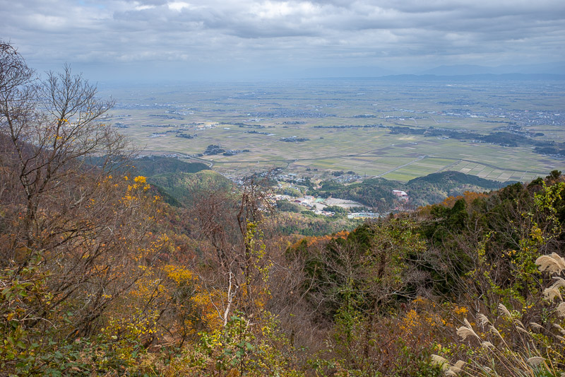 Japan-Niigata-Hiking-Mount Yahiko - So flat.