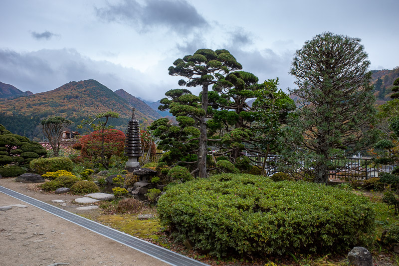 Japan for the 9th time - Oct and Nov 2019 - The walk to the station is also picturesque.