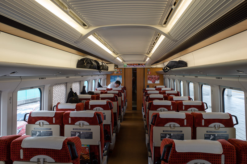 Japan-Yamagata-Koriyama-Shinkansen - The inside seemed very new. Only 4 abreast seating, very comfortable.