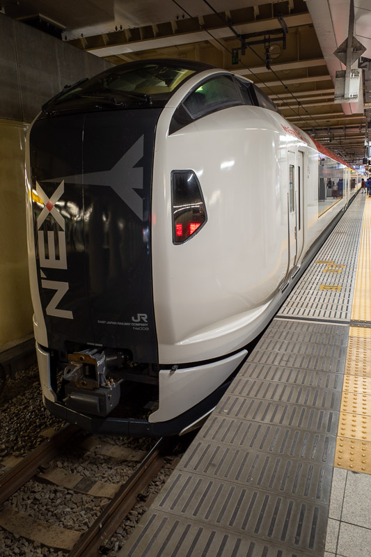 Japan for the 9th time - Oct and Nov 2019 - Today I went to Narita airport on the N'ex train. The last few times I took the Kesei Skyliner. Nex is a lot slower than the Skyliner and runs only on