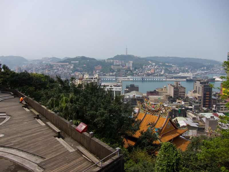 Taiwan-Keelung-Buddha-Shopping Street - I like a view, so get over it.