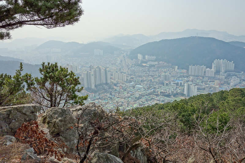 Korea-Busan-Hiking-Gudeoksan - A little further up the hill.
