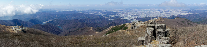 Korea-Gwangju-Hiking-Mudeungsan - Panorama number 2 for today, they will be available in hi res from the link on the menu at the left.