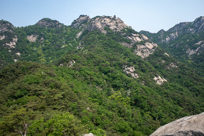 Korea-Seoul-Hiking-Bukhansan - That is the direction I am going, but I have to go down to get up again, that was a feature of today, up down up down rinse repeat, I didnt slide onto