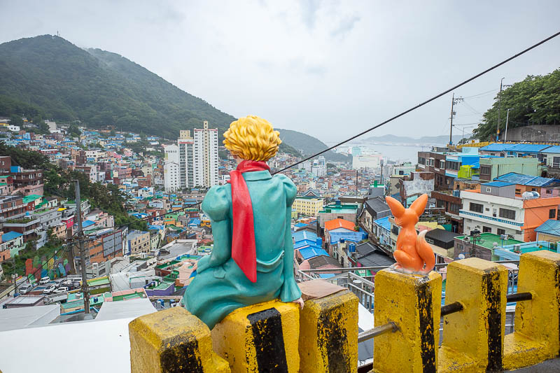 Korea-Busan-Rain-Gamcheon - Occasional fibre glass figures getting in the way of the view.