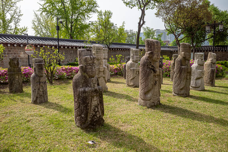 Korea-Seoul-Airport-Incheon - Now for some folk culture park, first some presumably fake pre history grave markers.