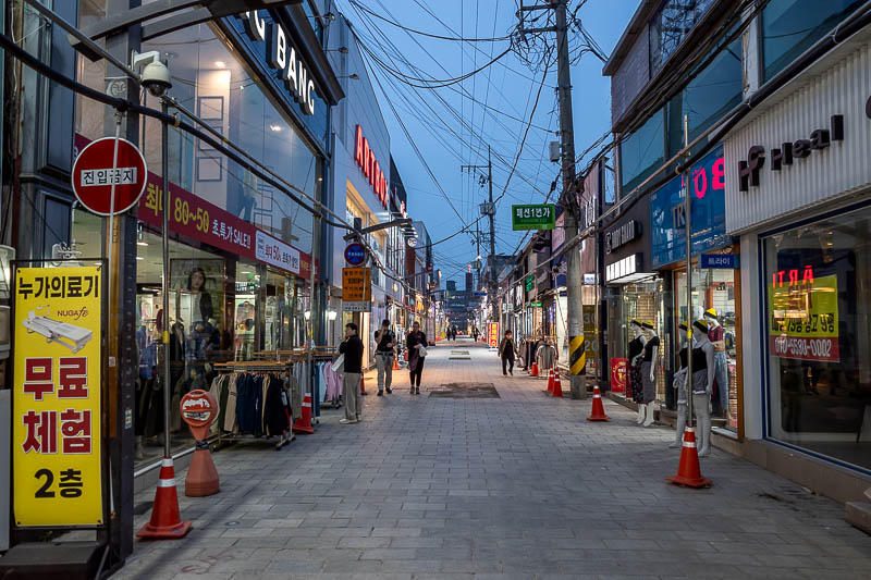 Korea-Gyeongju-Food-Steak - See, more elevated water pipes and some of the street dug up. Very quiet tonight.