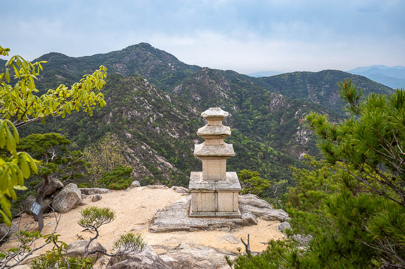 Korea-Gyeongju-Namsan-Hiking - Historic Buddha has lost his head