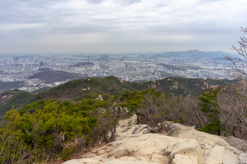Korea-Seoul-Hiking-Gwanaksan - Mooooore view.