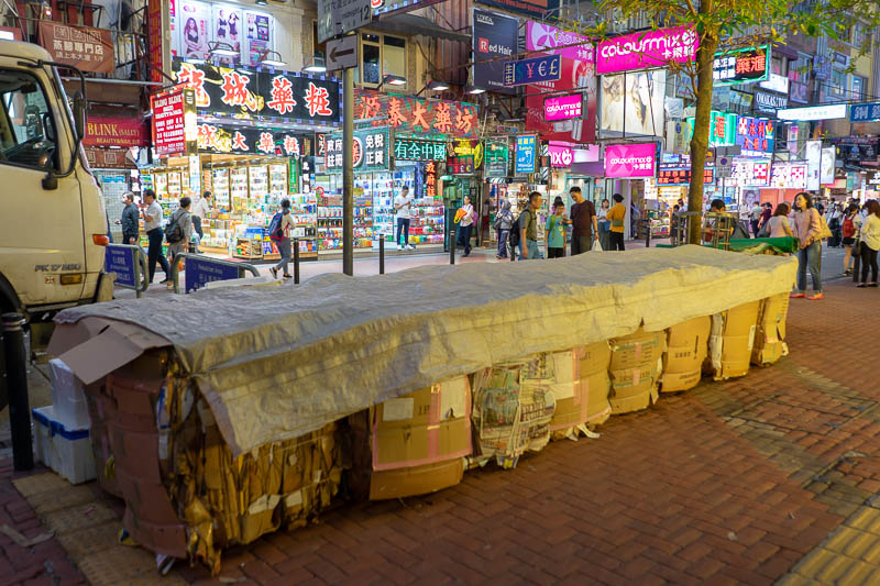 Korea - HK - China - KORKONG! - Those are some really nice cardboard bales! Top quality, grade 1.