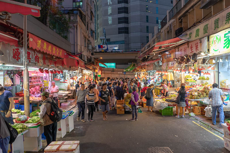 Hong Kong-Tram-Curry - And here is a market. Nothing special about this market, they generally make for nice night / dusk photos.
