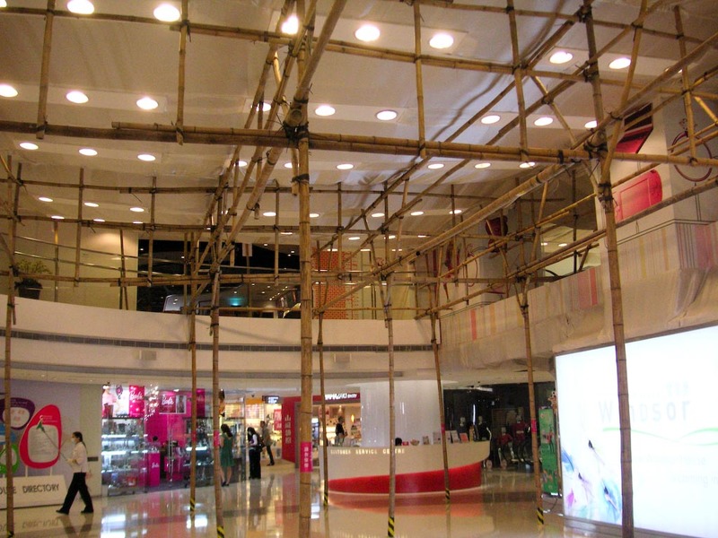 Hong Kong-Flowers-Airport-Lounge - Even inside shopping malls, bamboo scaffolding is employed.