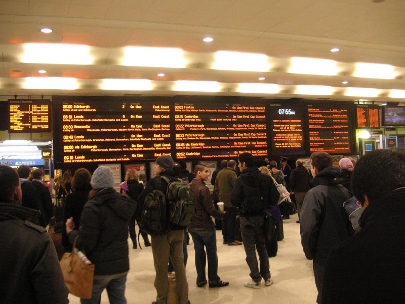 London again then Hong Kong - February 2010 - The screens at kings cross, they dont tell you until 1 minute before your train leaves what platform its leaving from, everyone stands in front of the