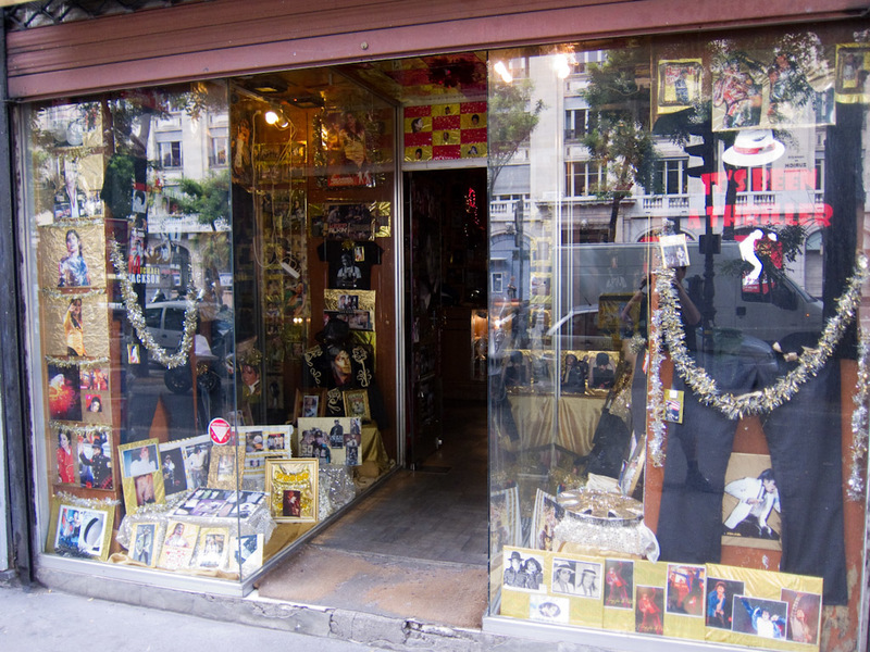 France-Paris-Shopping-Market - This is the Michael Jackson store.