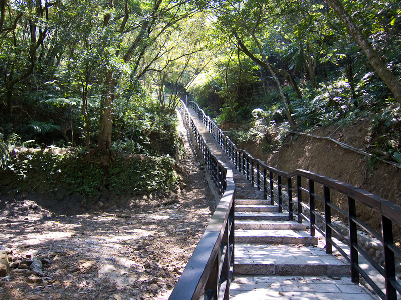 Taiwan-Taipei-Zoo-Hiking - As mentioned, once I got off it was time to ascend stairs for over an hour, in complete solitude, never saw another person. The path was this quality 