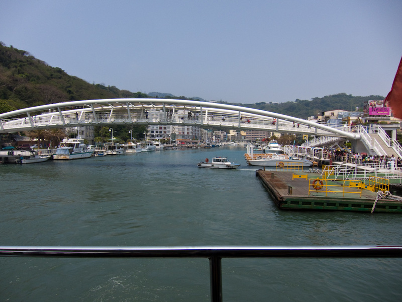 Taiwan-Kaohsiung-Cijin-Ferry - Cijin