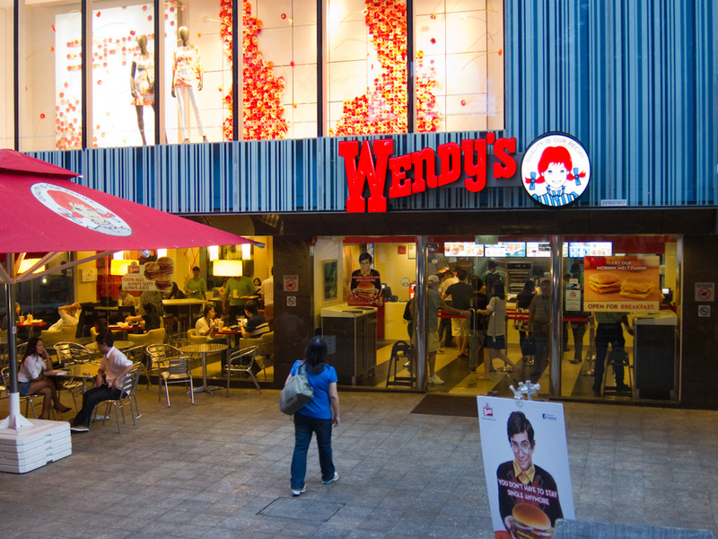 Taiwan / Hong Kong / Singapore - March/April 2011 - Also along Orchard road, you get many USA fast food places I have not seen before, such as Wendys. Not the Australian pink wendys that sells ice cream