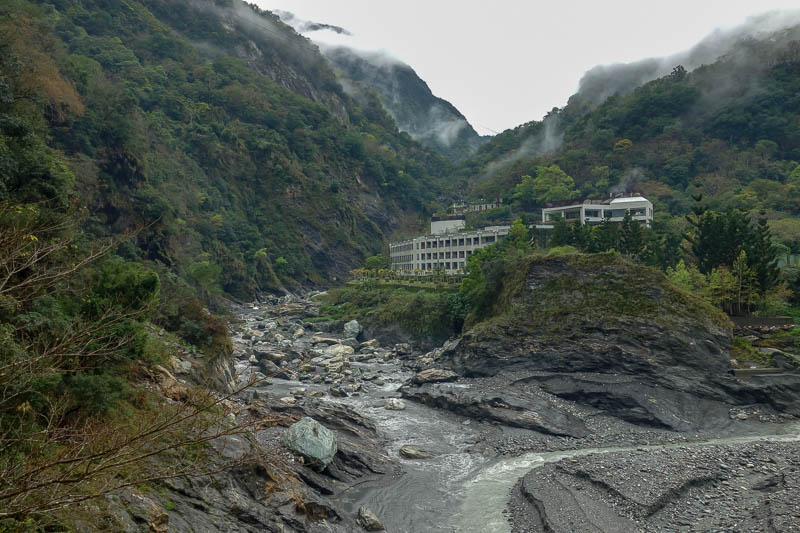 Taiwan-Hualien-Taroko Gorge - Almost back to the bus stop, there are a few hotels at the top of the gorge such as this one. They are all kind of hidden from view. Apparently theres