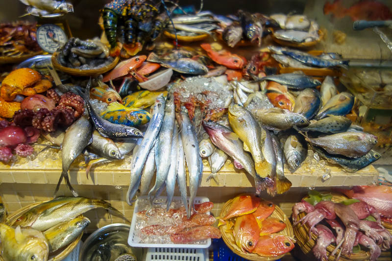 A full lap of Taiwan in March 2017 - The local fish market. Its still a trick! I enjoyed minature scenery so much I took 2 photos. Also its colorful. Both of the above photos are of scene