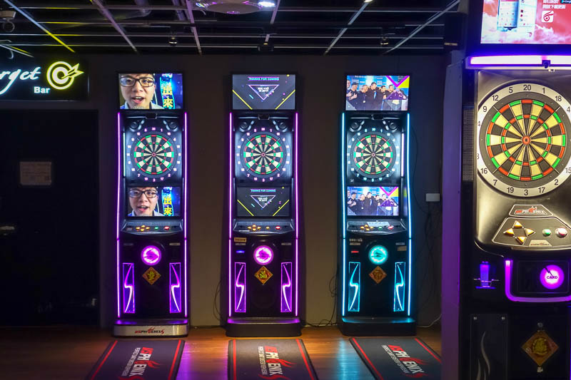 A full lap of Taiwan in March 2017 - And if you are brave enough to stick your head into a Korean karaoke bar in Australia you will see these. Electronic dart boards. I presume these are 