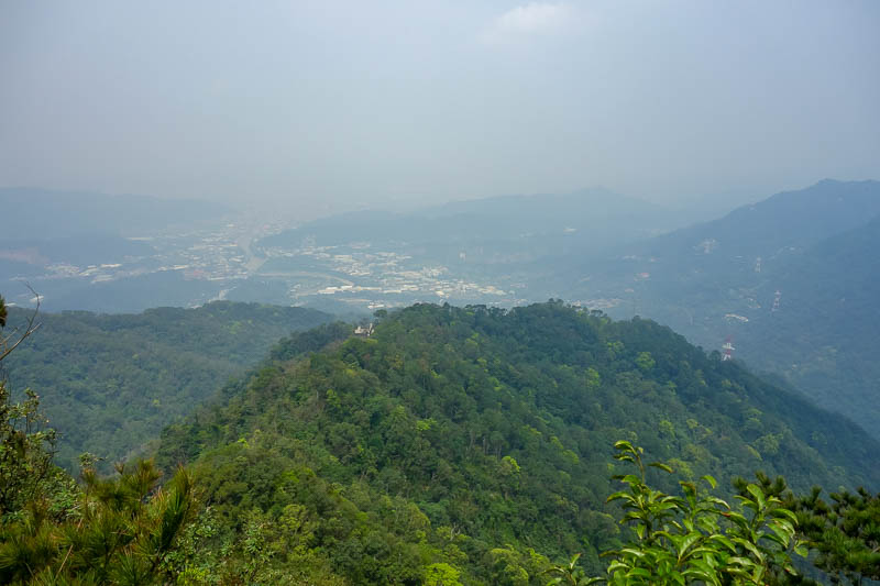 A full lap of Taiwan in March 2017 - The view from the top, high pollution. It is not a hike about getting to a high altitude, its a hike where you enjoy pulling yourself up and lowering 