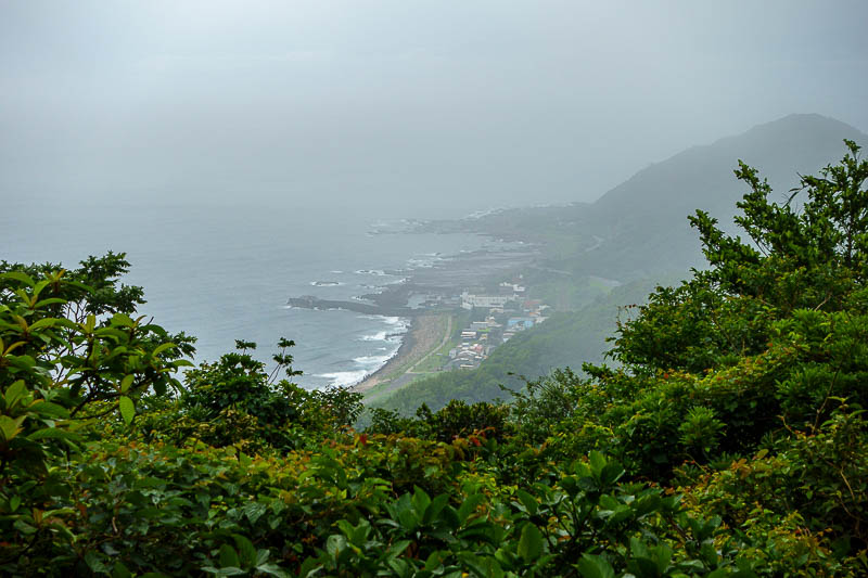 Taiwan-Yilan-Hiking-Caoling Trail-Hiking - This is the best I could do for a view, more than half way down, and still half in fog.