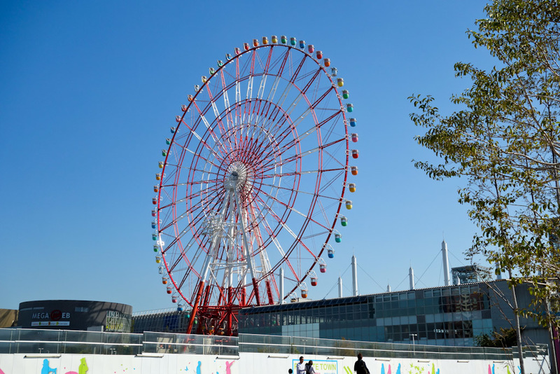 Japan-Tokyo-Odaiba-Gundam - Just because its a short holiday, no need to skip the traditional ferris wheel ride.